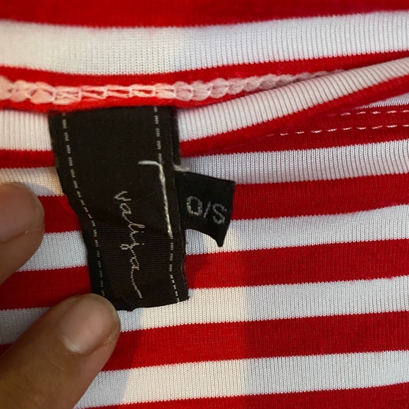 Crop top - Picture 2 of 2